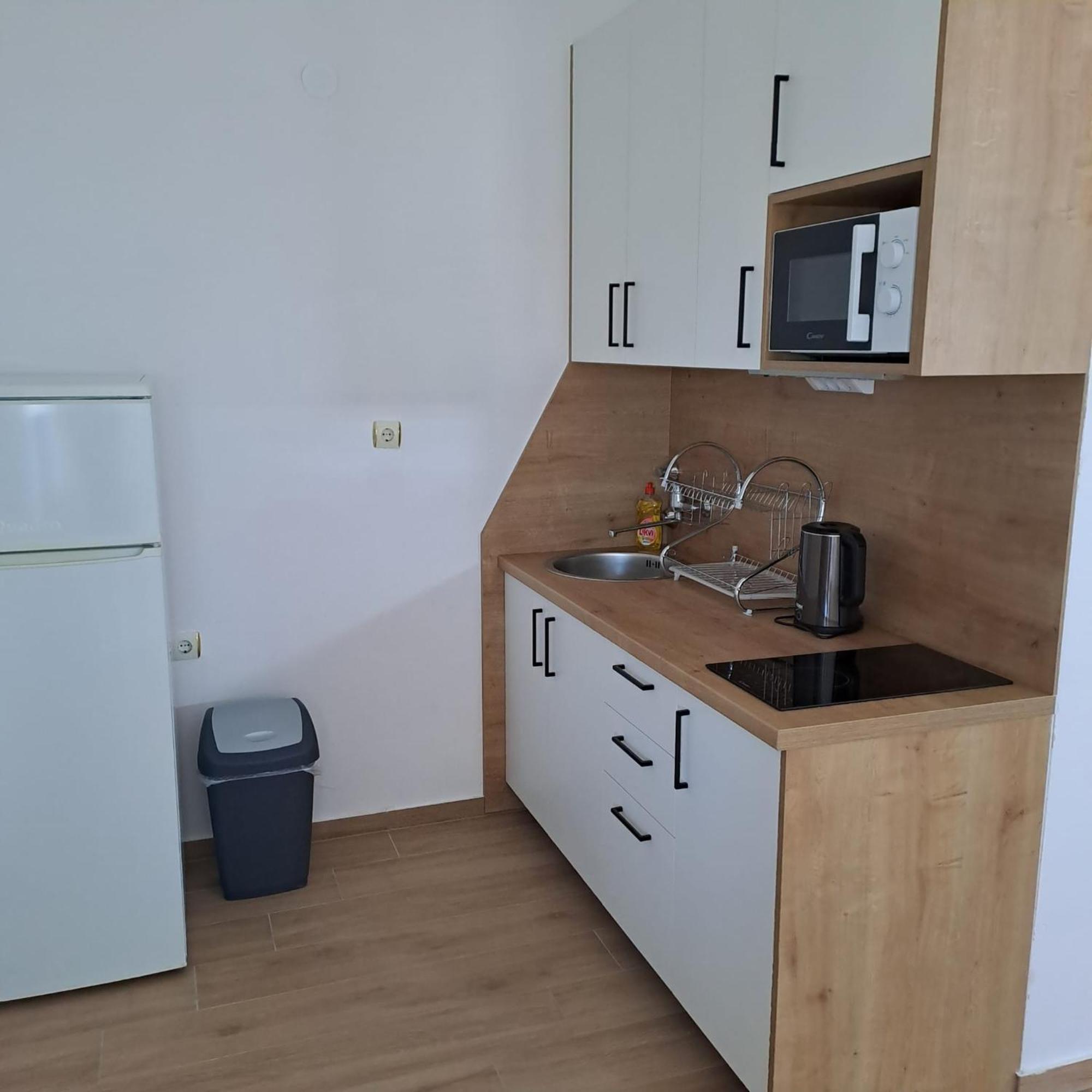Apartments Cecilija Povljana Kültér fotó