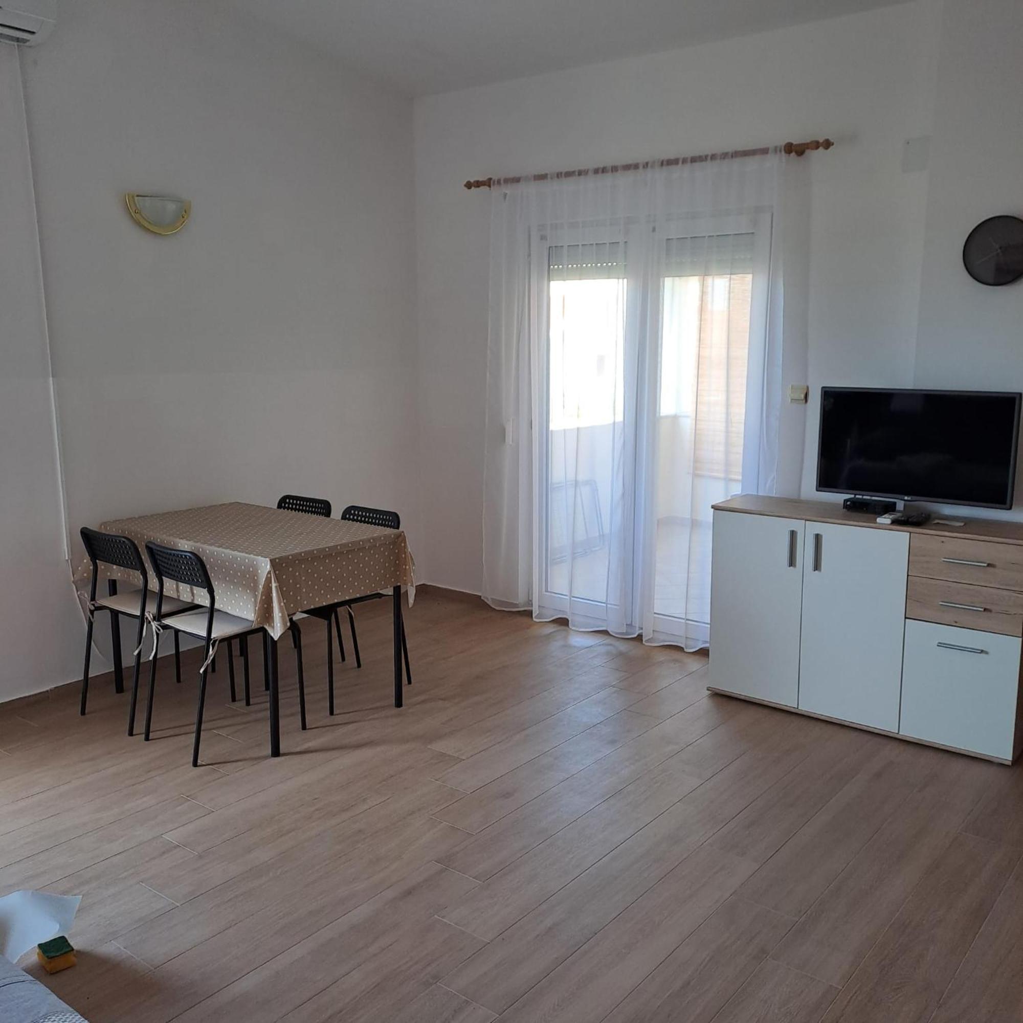 Apartments Cecilija Povljana Kültér fotó
